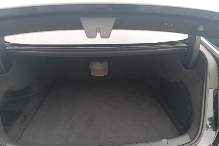 Used BYD Han 2024 EV Glory Edition 610 km All-Wheel Drive "Tian Shen Zhi Jia" Intelligent Driving Model Trunk