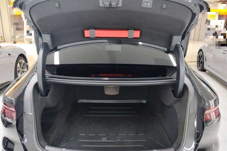 Used BYD Han 2024 DM-i Glory Edition 121KM Prestige Model Trunk