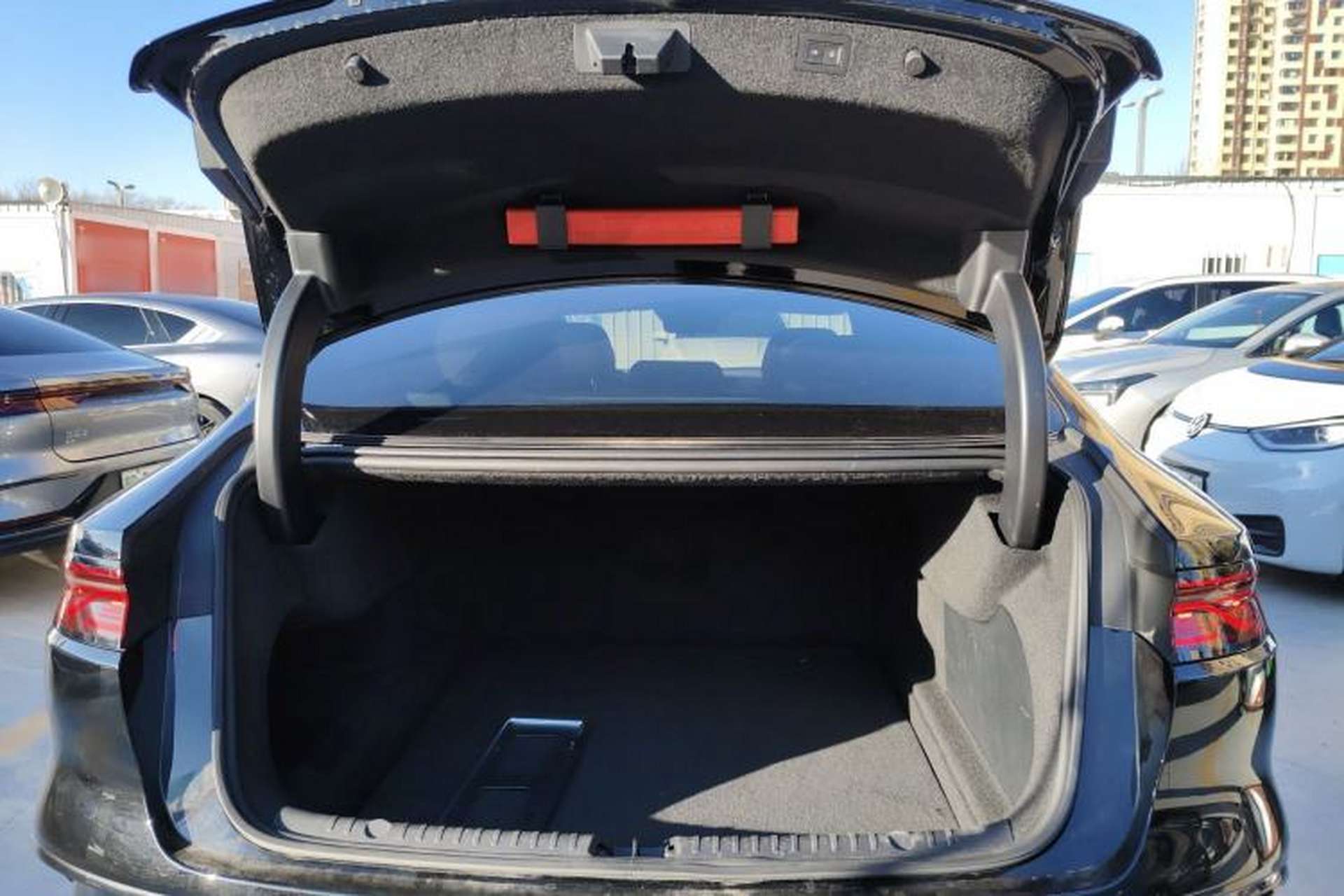Used BYD Han 2024 EV Glory Edition 605KM Front-Wheel-Drive Premium Model Trunk