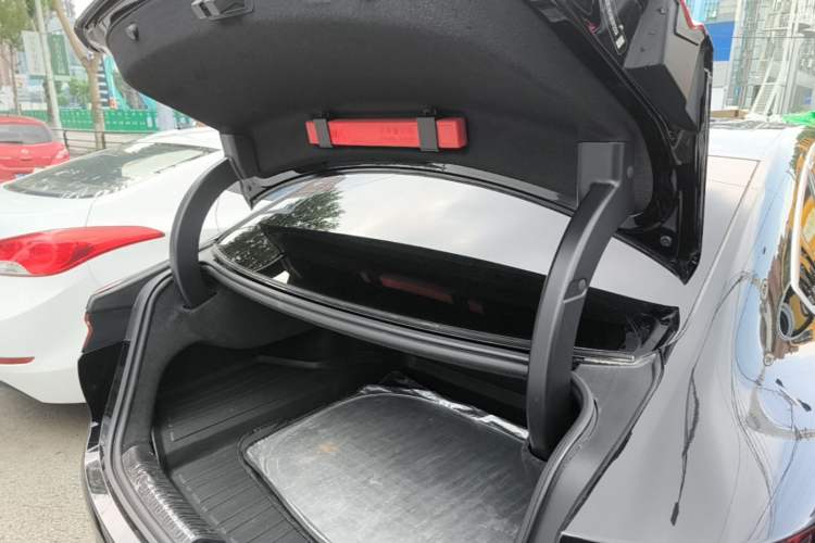 Used BYD Han 2024 DM-i Glory Edition 121KM Prestige Model Trunk