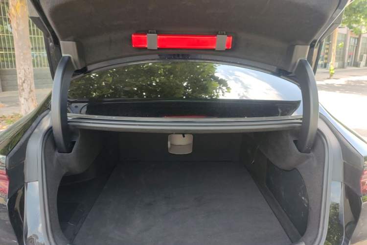 Used BYD Han 2024 EV Glory Edition 610 km All-Wheel Drive "Tian Shen Zhi Jia" Intelligent Driving Model Trunk