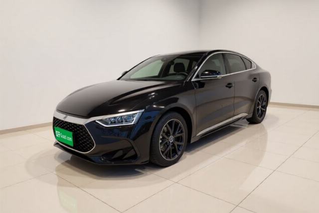 Używany BYD Han 2024 DM-i Glory Edition 121KM Elite Model