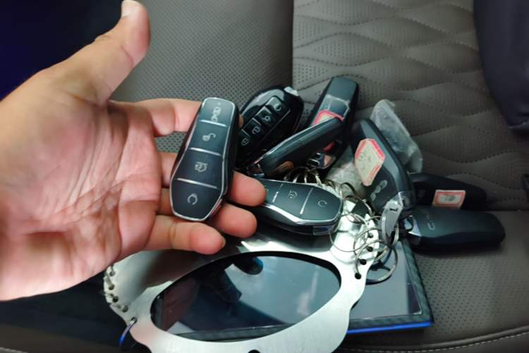 Used BYD Han 2024 DM-i Glory Edition 121KM Premium Model Vehicle Key