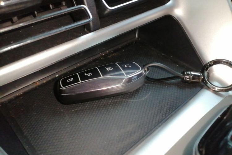 Used BYD Han 2024 DM-i Glory Edition 121KM Premium Model Vehicle Key