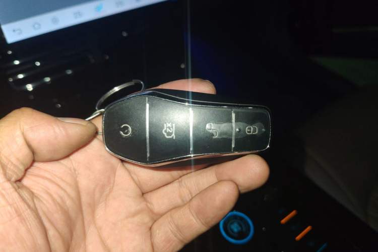 Used BYD Han 2024 EV Glory Edition 506KM Front-Wheel-Drive Premium Model Vehicle Key