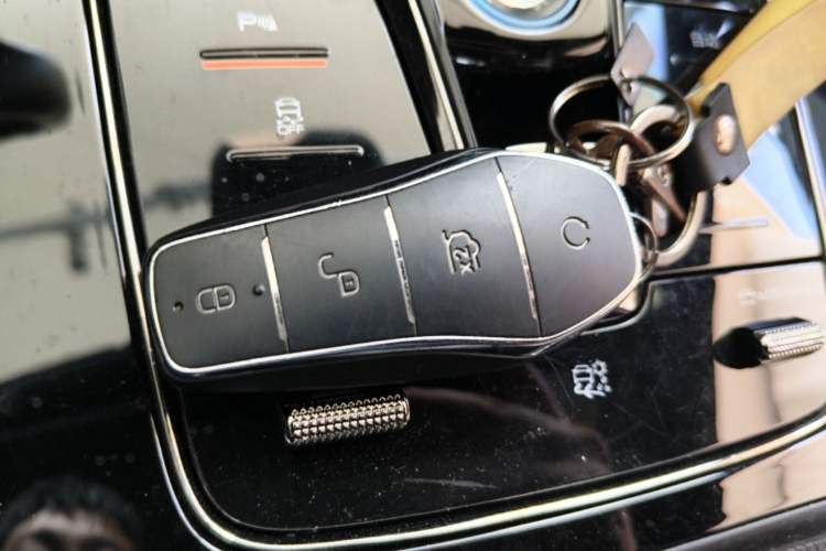 Used BYD Han 2024 EV Glory Edition 506KM Front-Wheel-Drive Premium Model Vehicle Key