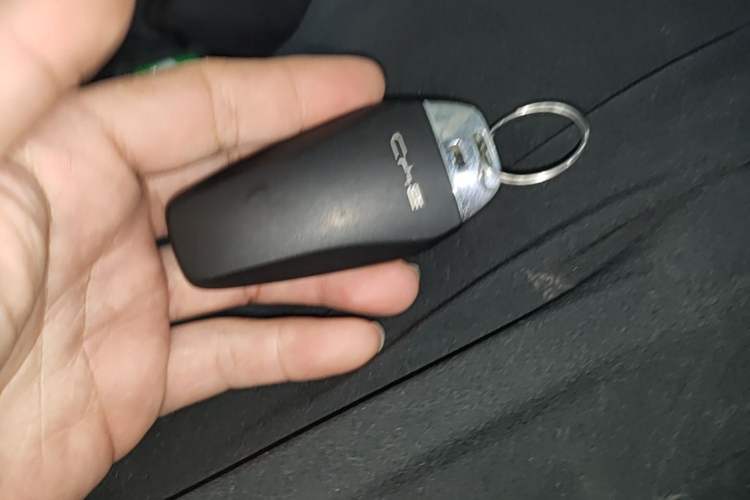 Used BYD Han 2024 EV Glory Edition 605KM Front-Wheel-Drive Premium Model Vehicle Key