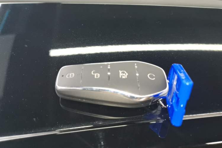Used BYD Han 2024 DM-i Glory Edition 121KM Prestige Model Vehicle Key