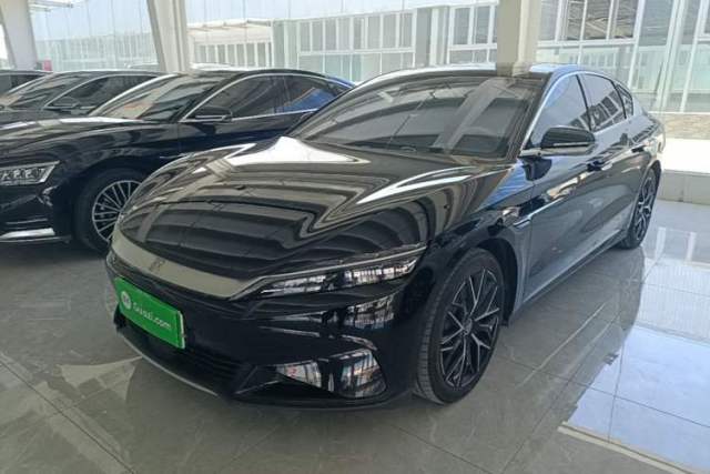Used BYD Han 2024 EV Glory Edition 610 km All-Wheel Drive "Tian Shen Zhi Jia" Intelligent Driving Model