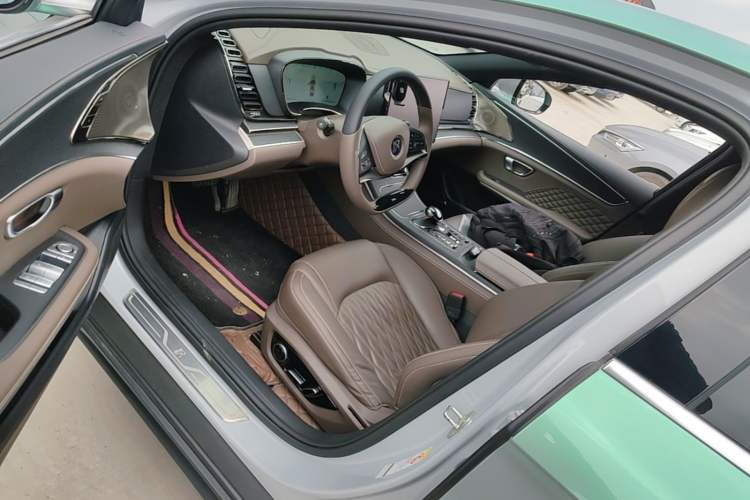 Used BYD Han 2024 DM-i Glory Edition 121KM Prestige Model Driver Seat