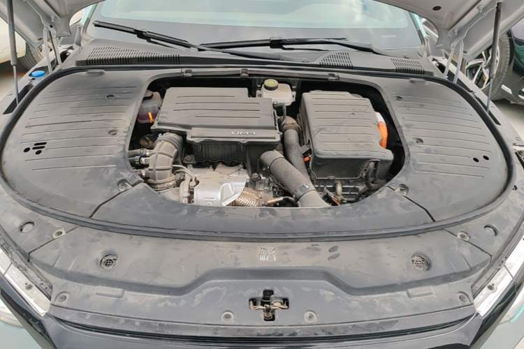 Used BYD Han 2024 DM-i Glory Edition 121KM Prestige Model Engine Bay