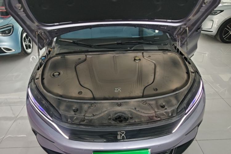 Used BYD Han 2024 EV Glory Edition 610 km All-Wheel Drive "Tian Shen Zhi Jia" Intelligent Driving Model Engine Bay