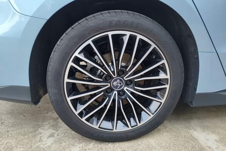Used BYD Han 2024 DM-i Glory Edition 121KM Premium Model Exterior 5