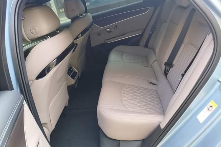 Used BYD Han 2024 DM-i Glory Edition 121KM Premium Model Left Rear Seat