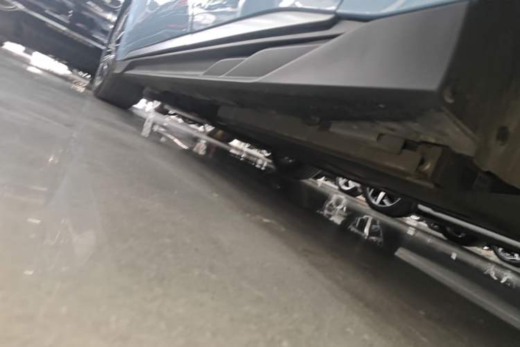 Used BYD Han 2024 DM-i Glory Edition 121KM Prestige Model Left Side Sill
