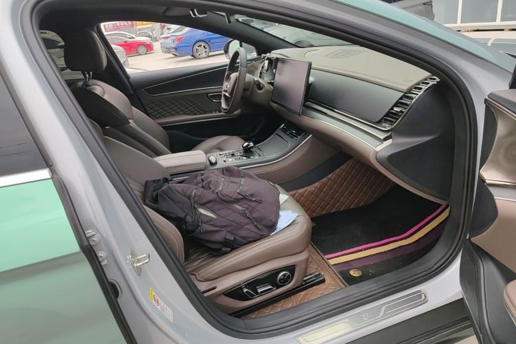 Used BYD Han 2024 DM-i Glory Edition 121KM Prestige Model Right Front Seat