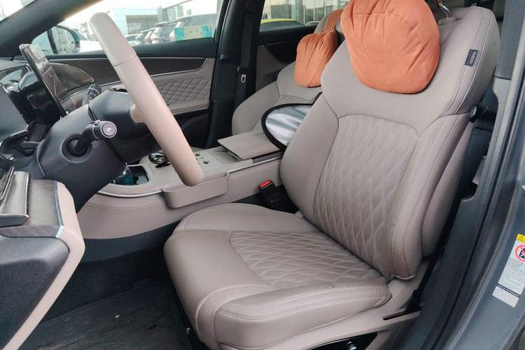 Used BYD Han 2024 DM-i Glory Edition 121KM Premium Model Left Front Seat