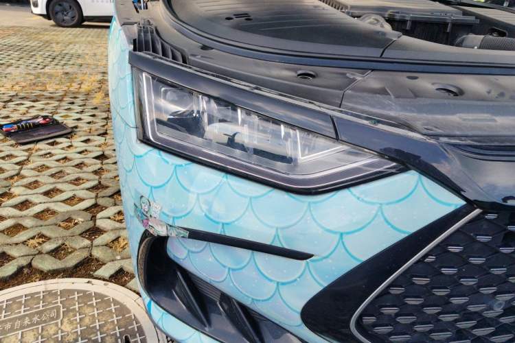 Used BYD Han 2024 DM-i Glory Edition 121KM Premium Model Right Front Headlight
