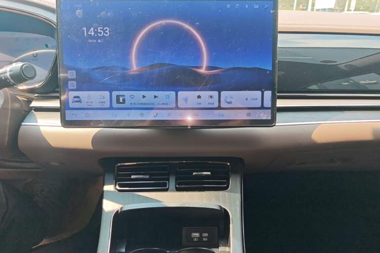 Used BYD Han 2024 DM-i Glory Edition 121KM Premium Model Audio And AC Panel
