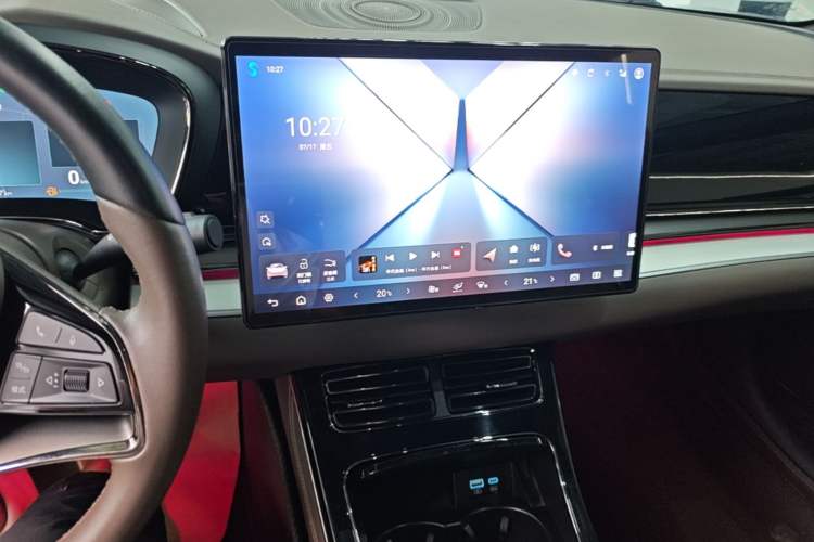 Used BYD Han 2024 DM-i Glory Edition 121KM Prestige Model Audio And AC Panel