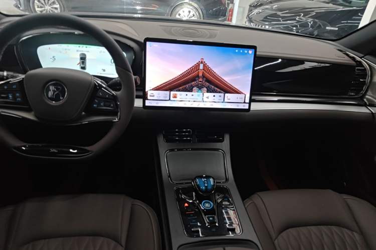 Used BYD Han 2024 DM-i Glory Edition 121KM Elite Model Audio And AC Panel