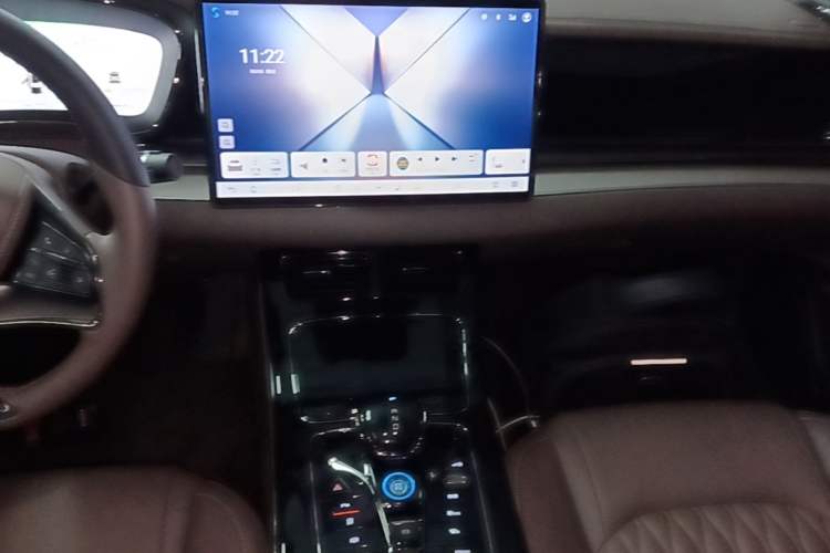 Used BYD Han 2024 DM-i Glory Edition 121KM Elite Model Audio And AC Panel
