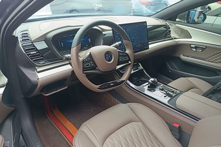 Used BYD Han 2024 DM-i Glory Edition 121KM Prestige Model Center Console