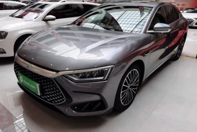 BYD Han 2024 DM-i Glory Edition 121KM Premium Model usado