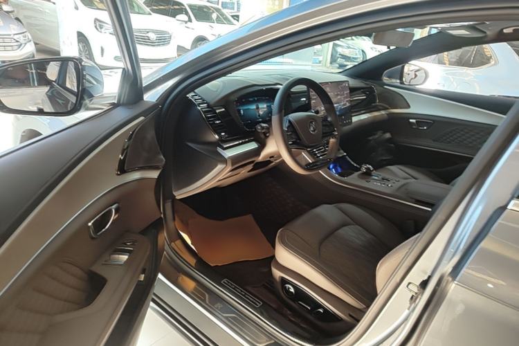 Used BYD Han 2024 DM-i Glory Edition 121KM Elite Model Driver Seat