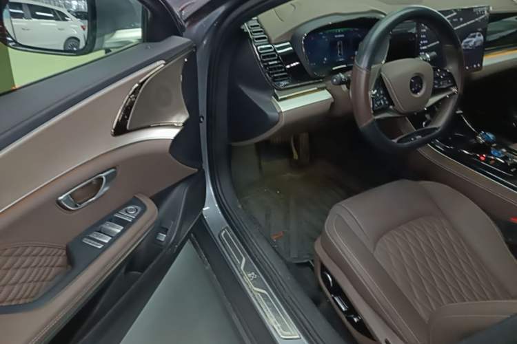 Used BYD Han 2024 DM-i Glory Edition 121KM Prestige Model Driver Seat