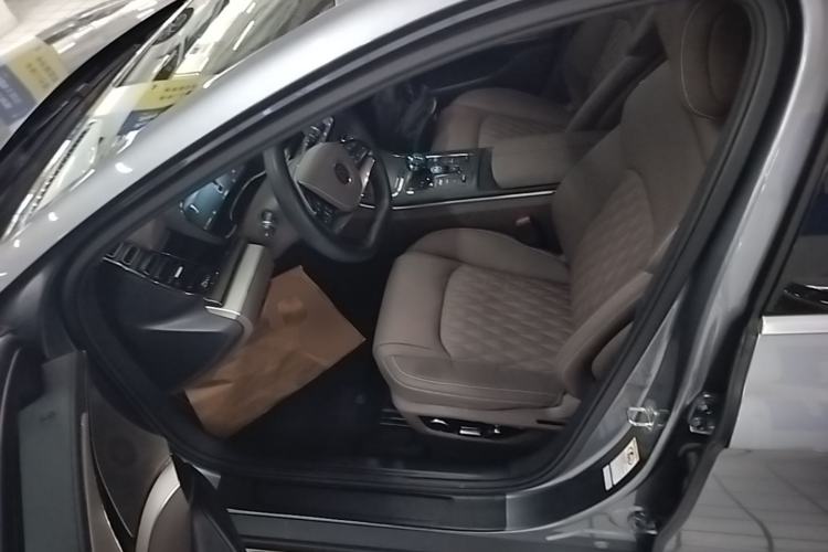 Used BYD Han 2024 DM-i Glory Edition 121KM Elite Model Driver Seat
