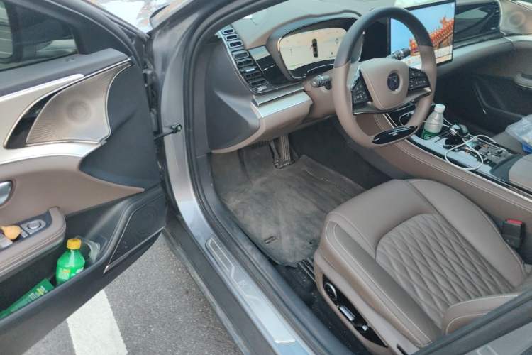 Used BYD Han 2024 DM-i Glory Edition 121KM Elite Model Driver Seat