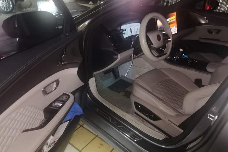Used BYD Han 2024 EV Glory Edition 715KM Front-Wheel-Drive Flagship Model Driver Seat