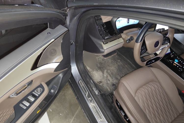 Used BYD Han 2024 DM-i Glory Edition 121KM Elite Model Driver Seat