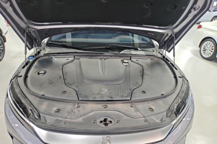 Used BYD Han 2024 EV Glory Edition 605KM Front-Wheel-Drive Premium Model Engine Bay