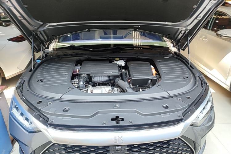 Used BYD Han 2024 DM-i Glory Edition 121KM Elite Model Engine Bay