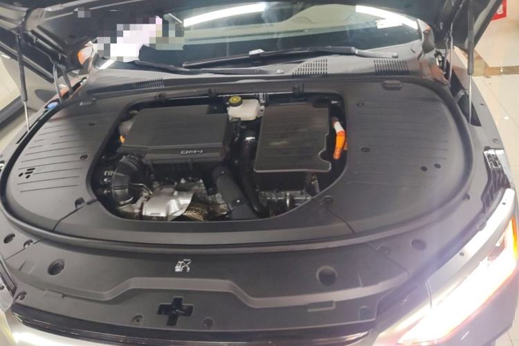Used BYD Han 2024 DM-i Glory Edition 121KM Elite Model Engine Bay