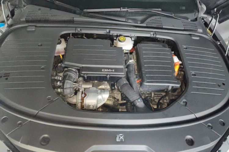 Used BYD Han 2024 DM-i Glory Edition 121KM Prestige Model Engine Bay