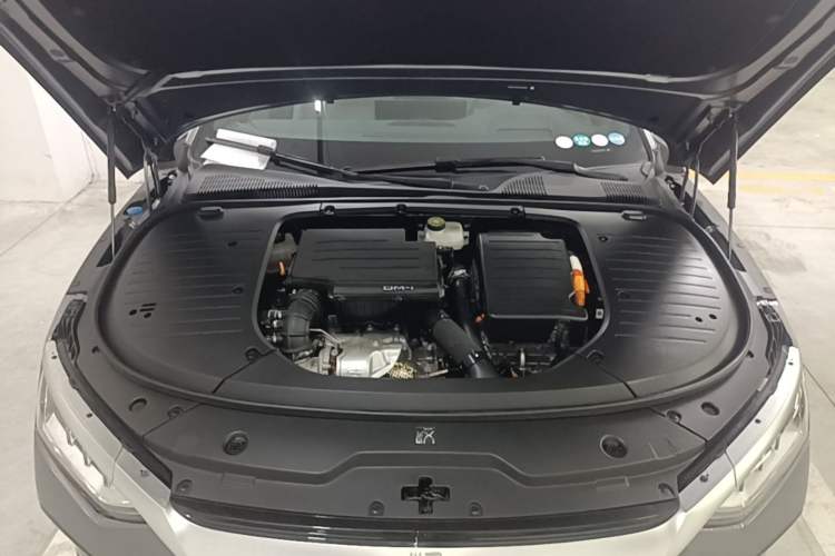 Used BYD Han 2024 DM-i Glory Edition 121KM Premium Model Engine Bay