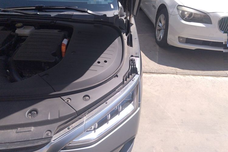 Used BYD Han 2024 DM-i Glory Edition 121KM Premium Model Engine Bay Left