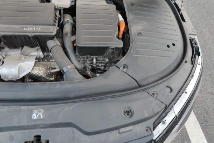 Used BYD Han 2024 DM-i Glory Edition 121KM Elite Model Engine Bay Left