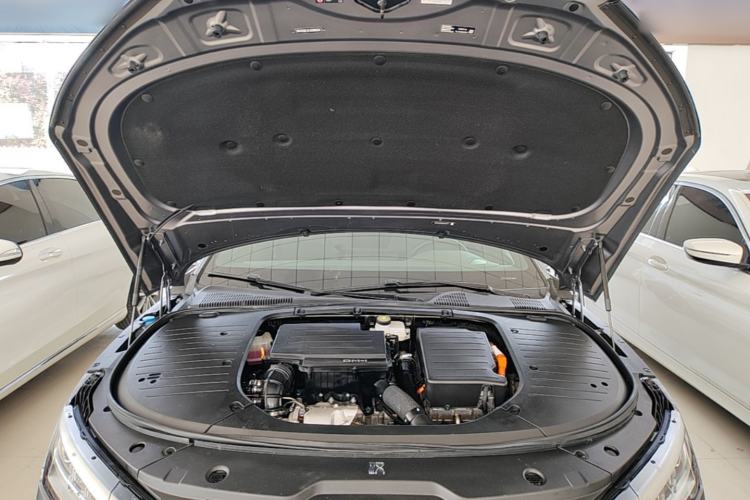 Used BYD Han 2024 DM-i Glory Edition 121KM Elite Model Engine Bay