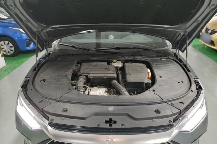 Used BYD Han 2024 DM-i Glory Edition 121KM Elite Model Engine Bay