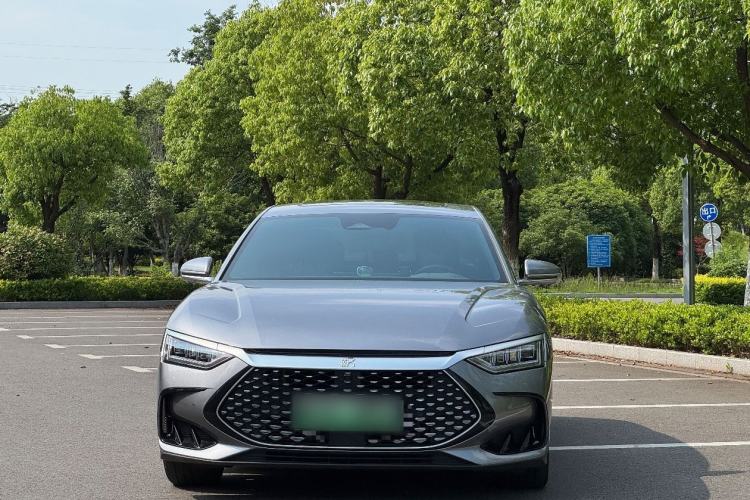 Used BYD Han 2024 DM-i Glory Edition 121KM Elite Model Exterior 1