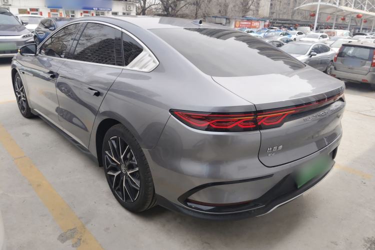 Used BYD Han 2024 EV Glory Edition 610 km All-Wheel Drive "Tian Shen Zhi Jia" Intelligent Driving Model Exterior 2