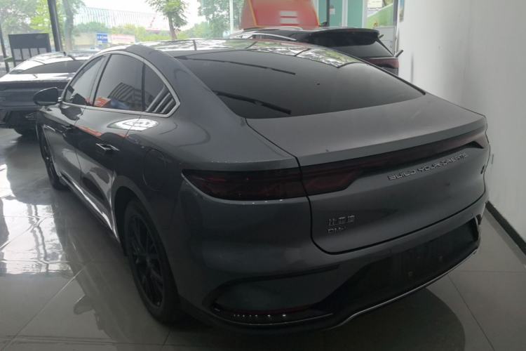 Used BYD Han 2024 DM-i Glory Edition 121KM Elite Model Exterior 2