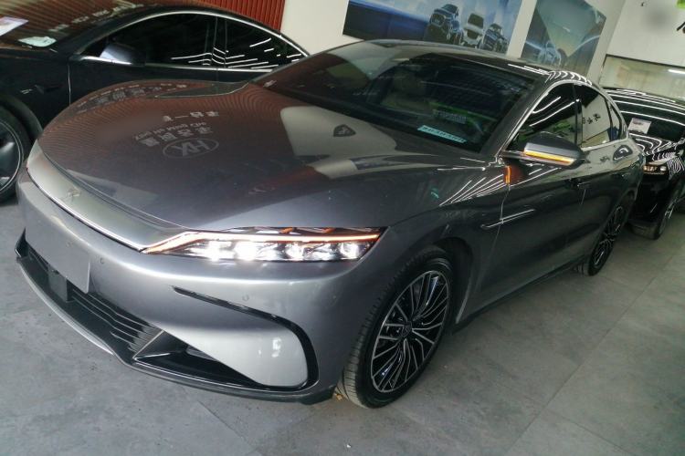 Used BYD Han 2024 EV Glory Edition 506KM Front-Wheel-Drive Premium Model Exterior 3