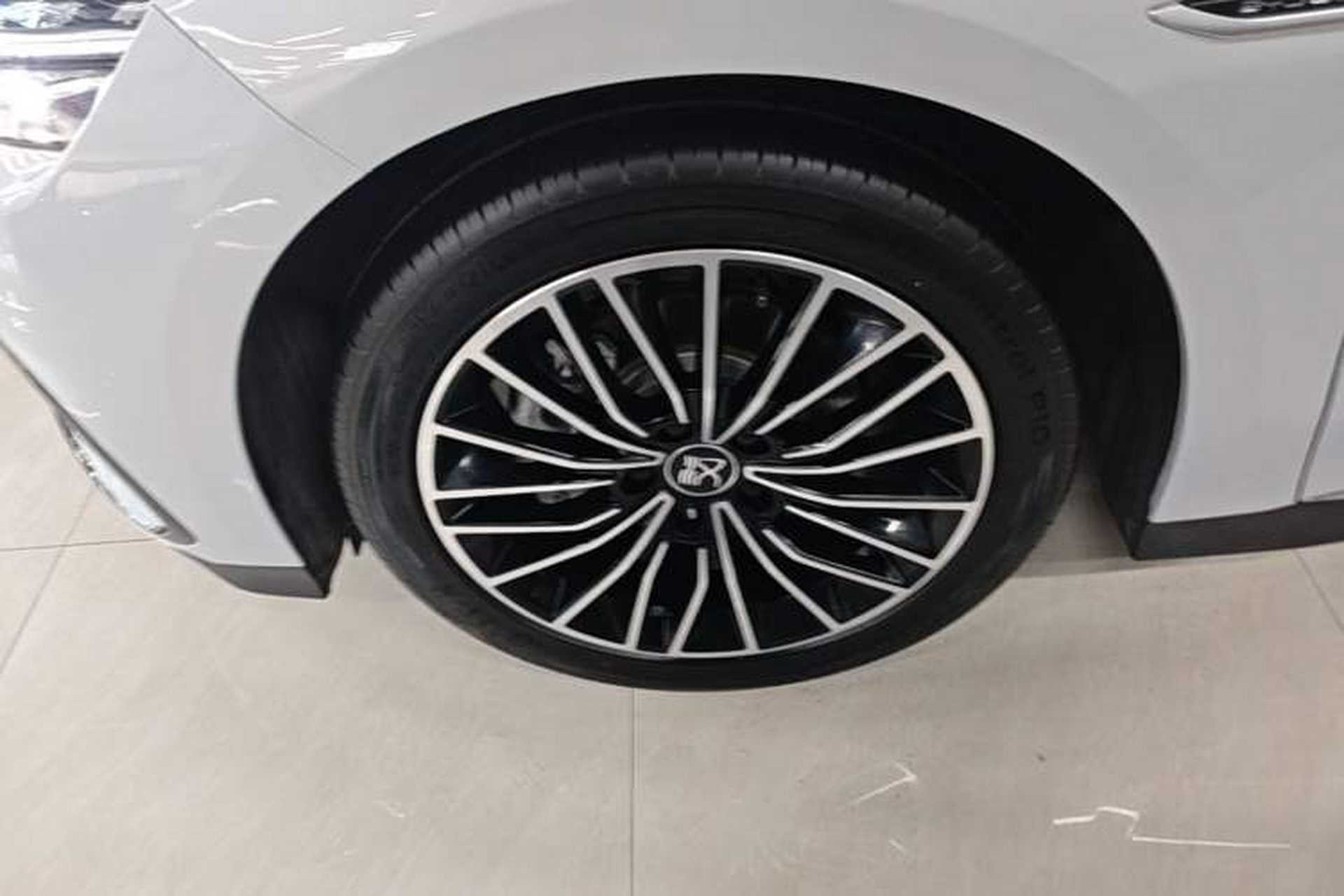 Used BYD Han 2024 EV Glory Edition 506KM Front-Wheel-Drive Premium Model Exterior 4