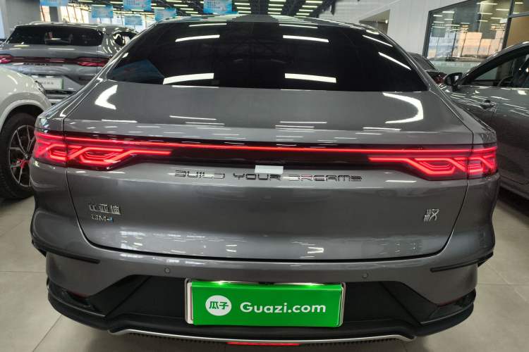 Used BYD Han 2024 DM-i Glory Edition 200KM Flagship Model Exterior 4
