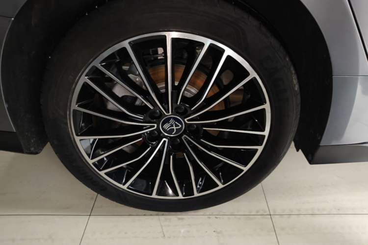Used BYD Han 2024 DM-i Glory Edition 121KM Premium Model Exterior 5